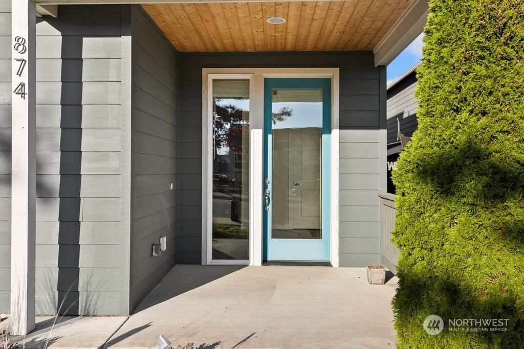 Photo of 874 SW 97th Street, Seattle, WA 98106 (MLS # 2182317)