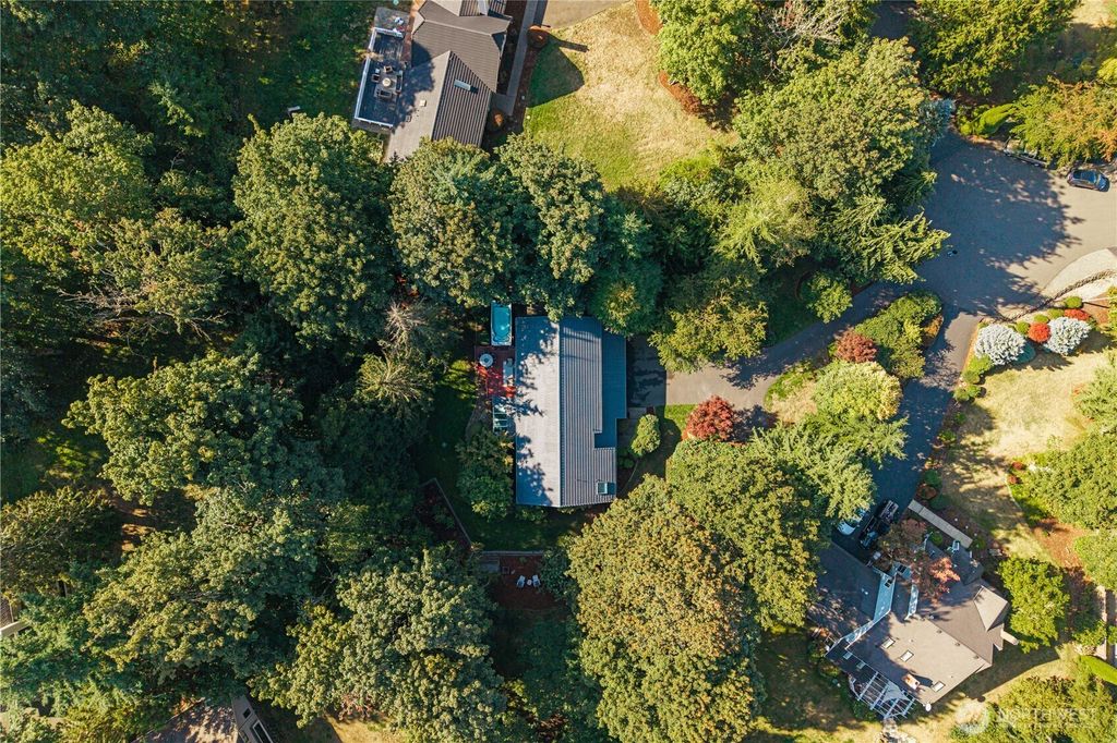 Photo of 28030 185th Place SE, Kent, WA 98052 (MLS # 2475783)