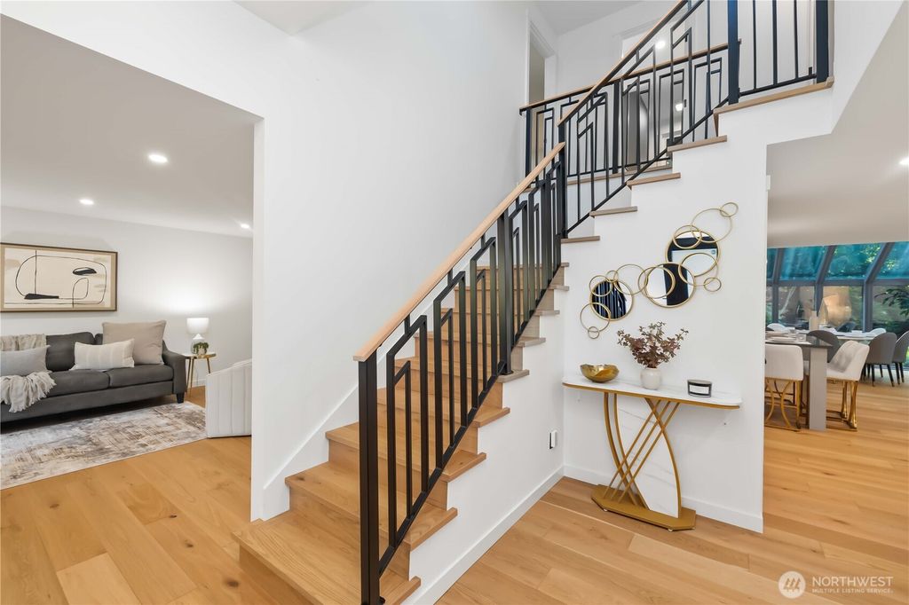 Photo of 28030 185th Place SE, Kent, WA 98052 (MLS # 2475783)