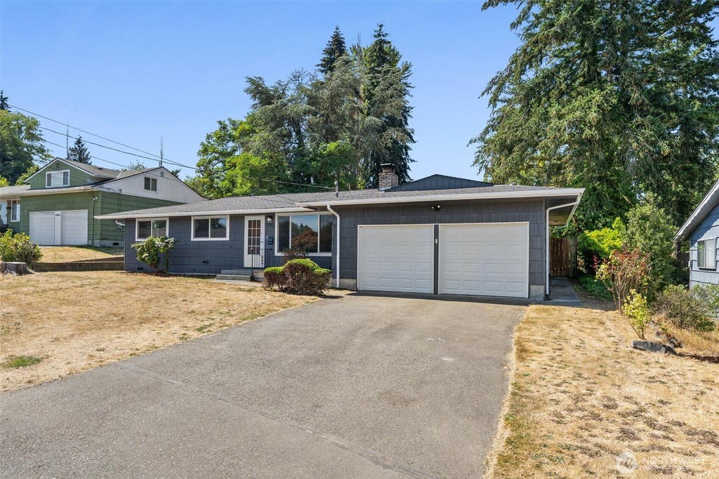 Photo of 6024 S Alaska ST, Tacoma, WA 98408 (MLS # 2548571)