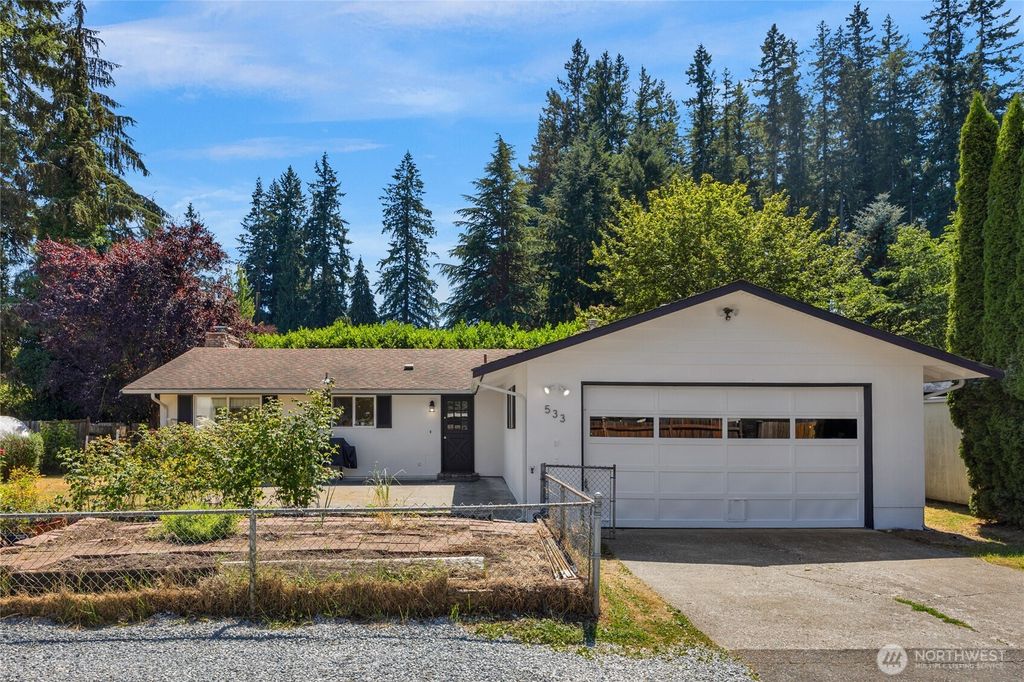 Photo of 533 E Division Street, Arlington, WA 98223 (MLS # 2407273)