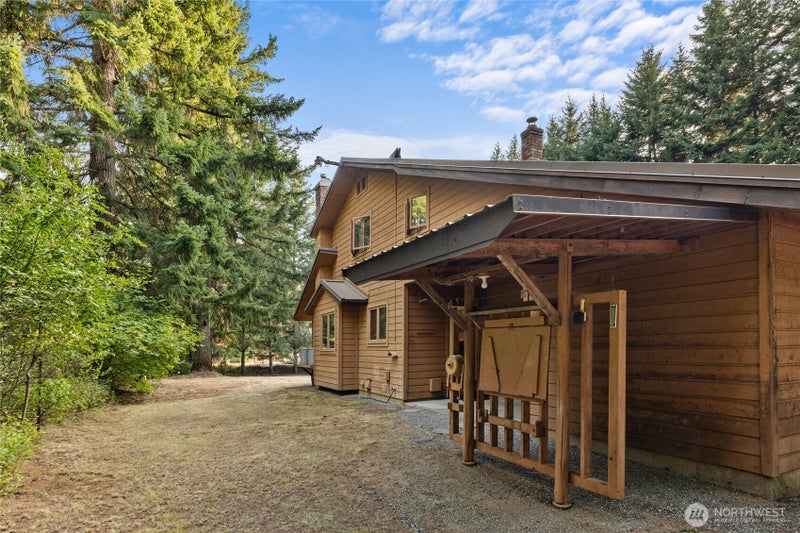 20 Oakmont Drive