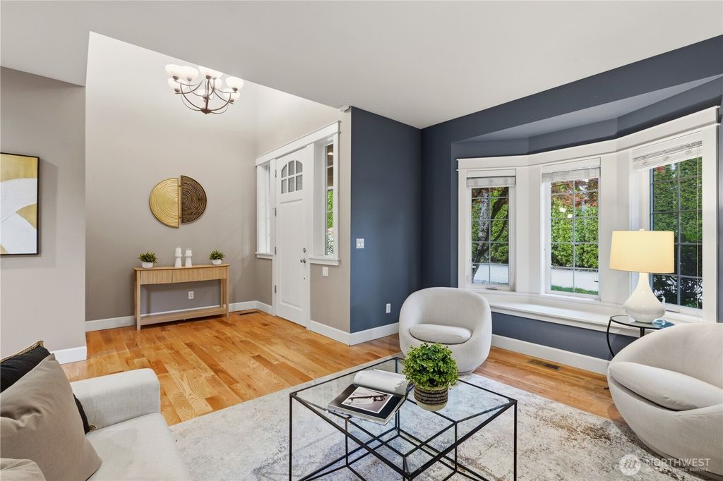 Photo of 372 Wilderness Peak Drive NW, Issaquah, WA 98027 (MLS # 2508071)