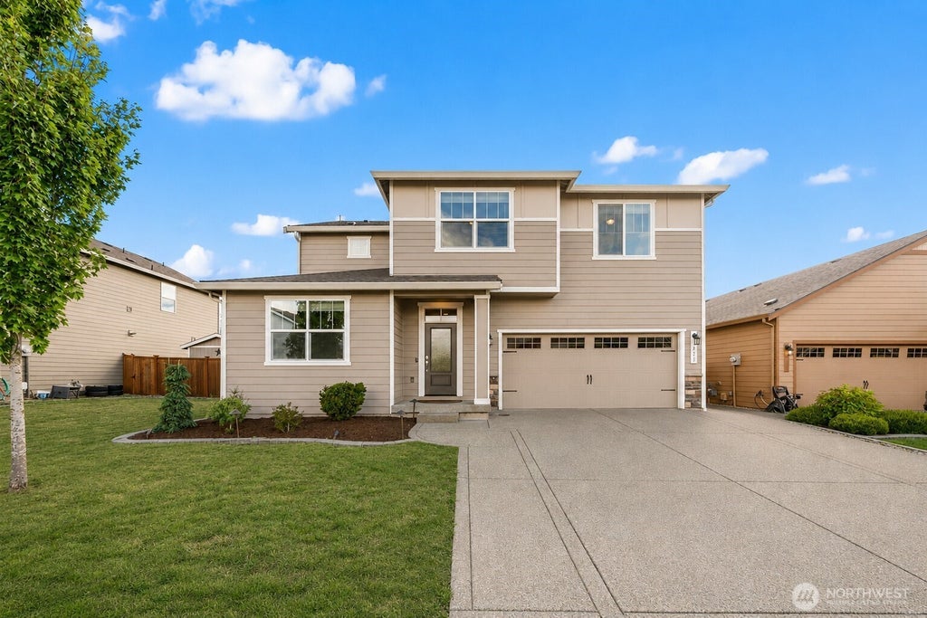 Photo of 451 Jasmine Lane N, Enumclaw, WA 98022 (MLS # 2573043)