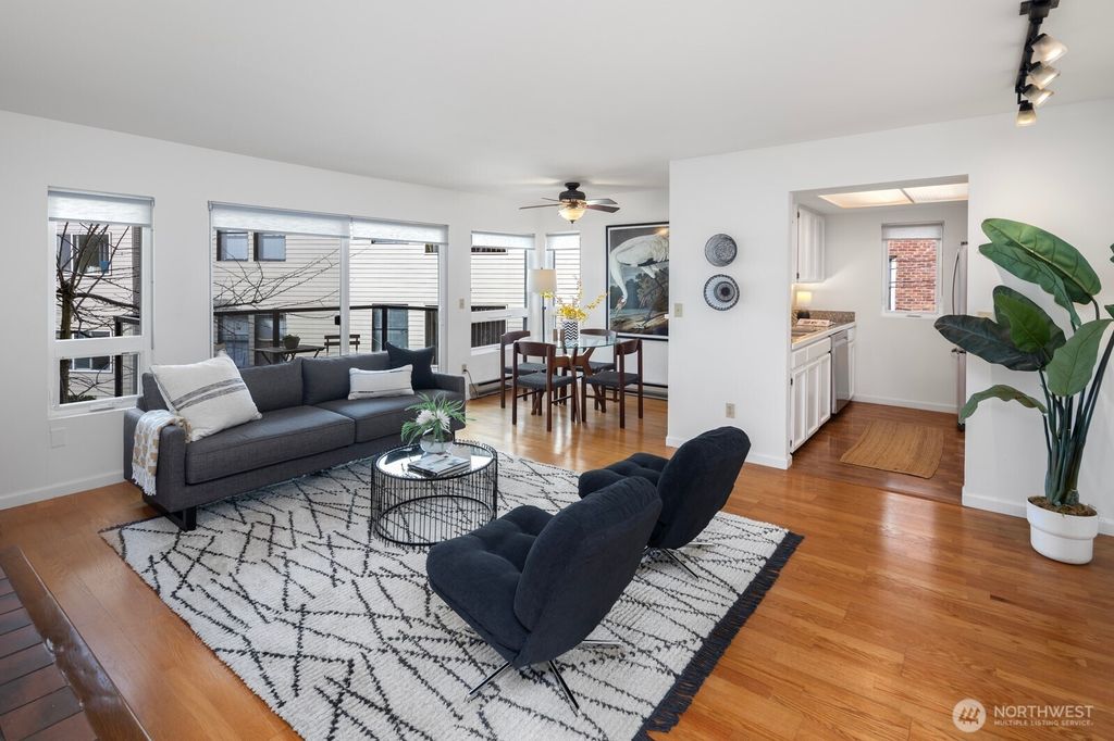Photo of 1516 E Pike Street #203, Seattle, WA 98122 (MLS # 2342530)