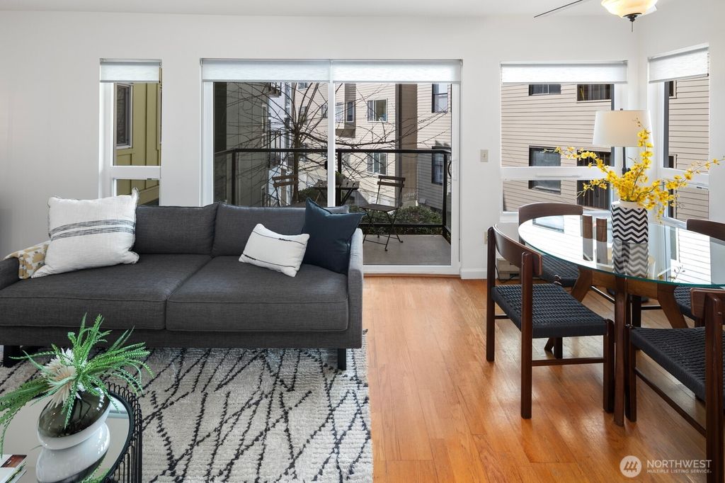 Photo of 1516 E Pike Street #203, Seattle, WA 98122 (MLS # 2342530)