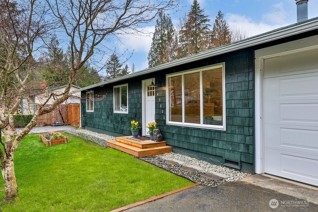 Photo of 43806 SE 150th Street, North Bend, WA 98045 (MLS # 2351926)