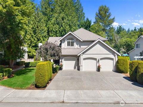 Photo of 20534 NE 33rd Court NE, Sammamish, WA 98074 (MLS # 2559087)