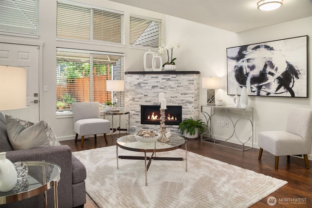 Photo of 11807 NE 105th Court, Kirkland, WA 98033 (MLS # 2468568)