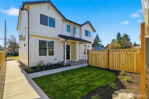 Photo of 5128 N 39th Street #B, Tacoma, WA 98407 (MLS # 2496417)