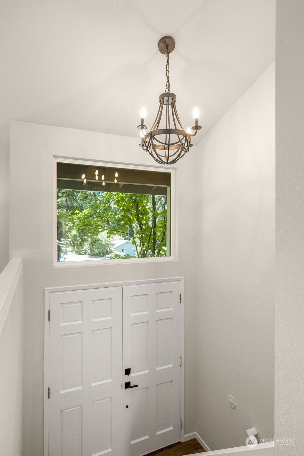 Photo of 16750 NE 103rd Place, Redmond, WA 98052 (MLS # 2138914)