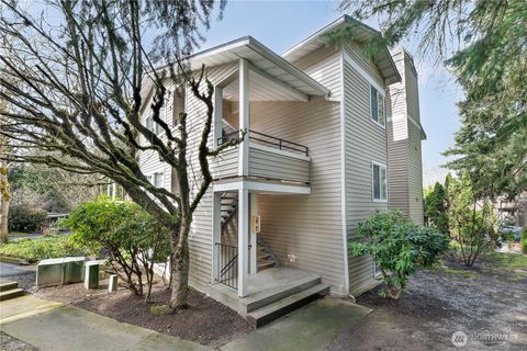 Photo of 10016 NE 120th Lane #F103, Kirkland, WA 98034 (MLS # 2489616)