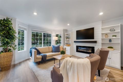 Photo of 10016 NE 120th Lane #F103, Kirkland, WA 98034 (MLS # 2489616)