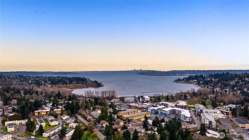 Photo of 10016 NE 120th Lane #F103, Kirkland, WA 98034 (MLS # 2489616)