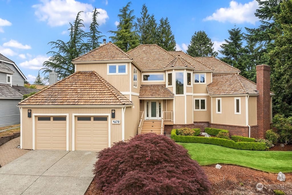 Photo of 4678 173rd Avenue SE, Bellevue, WA 98006 (MLS # 2128063)