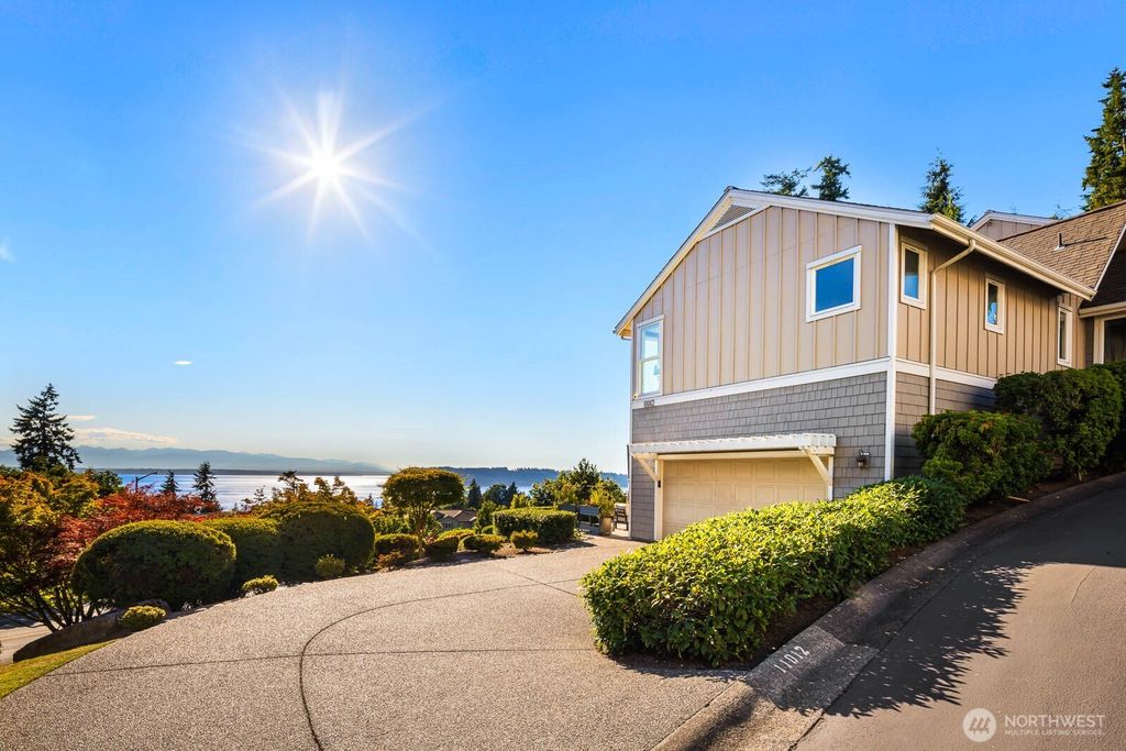 Photo of 11012 Villa Rosa Lane, Mukilteo, WA 98275 (MLS # 2406226)
