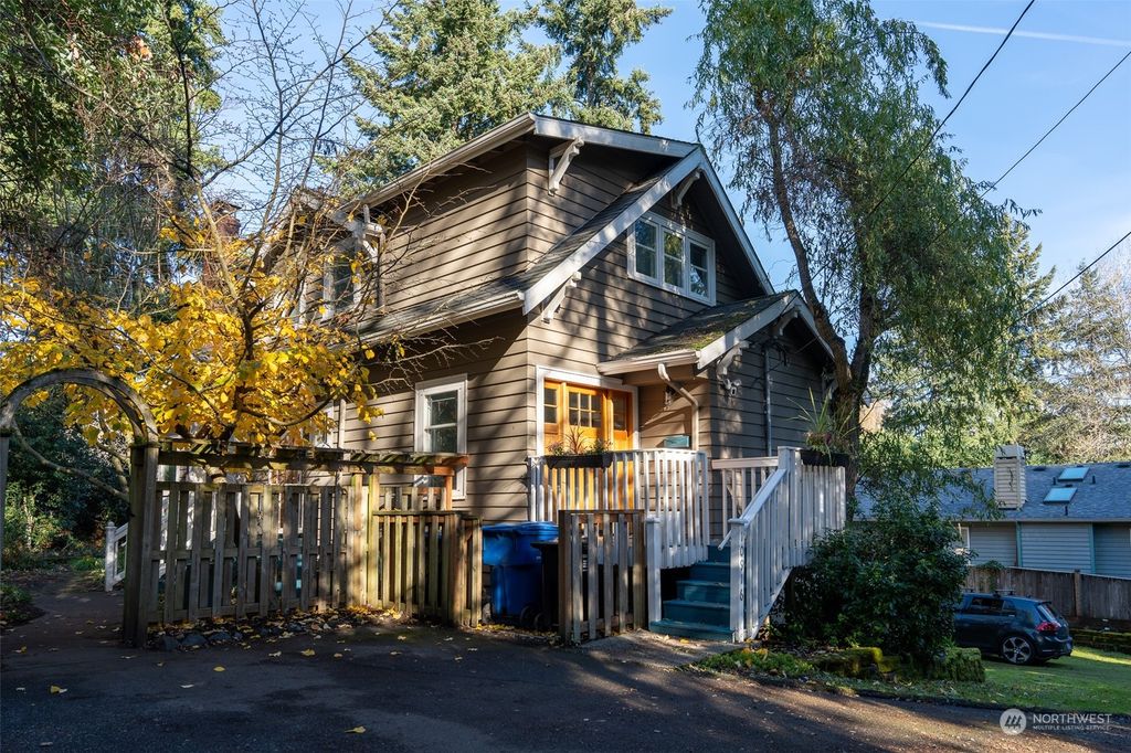 Photo of 10916 Linden Avenue N, Seattle, WA 98133 (MLS # 2181228)
