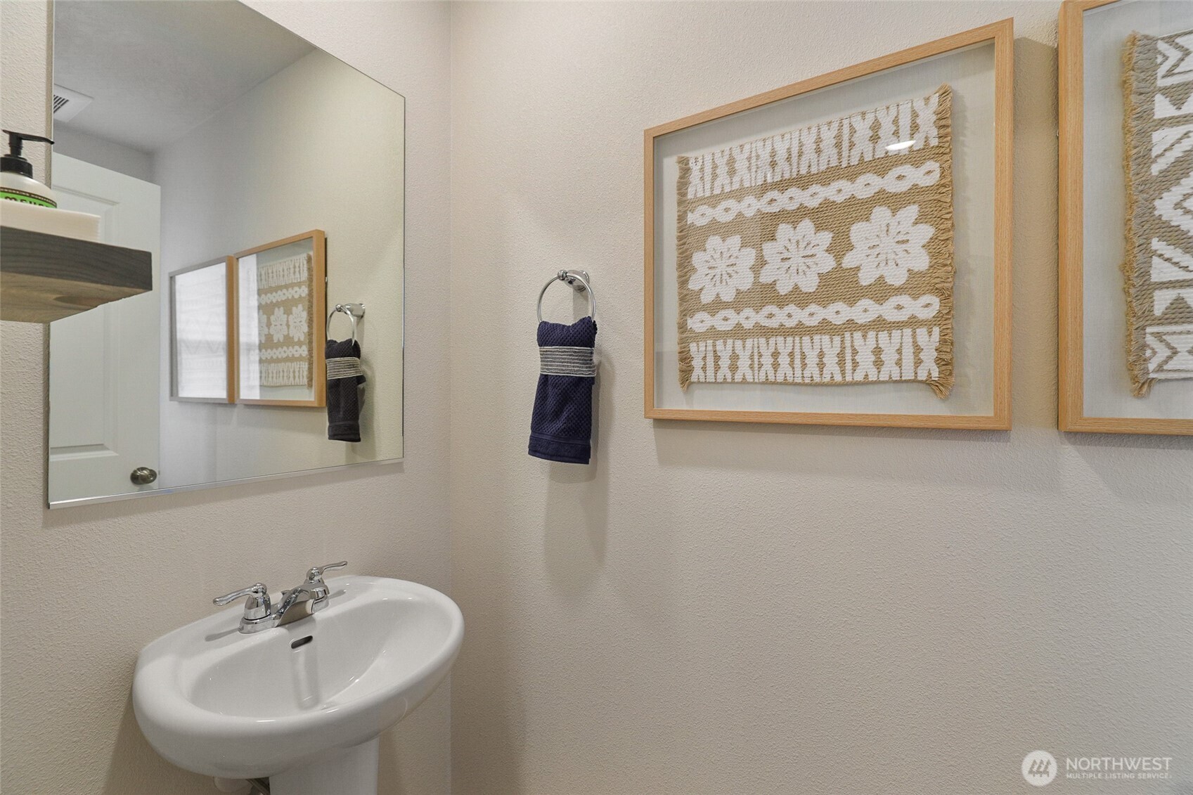 19553 141st Avenue Ct E