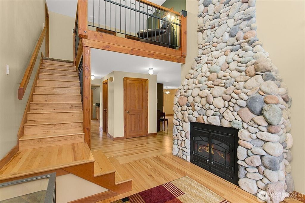 Photo of 15919 NE 191st Street, Woodinville, WA 98072 (MLS # 2410854)
