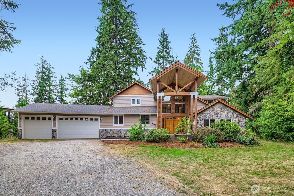 Photo of 15919 NE 191st Street, Woodinville, WA 98072 (MLS # 2410854)
