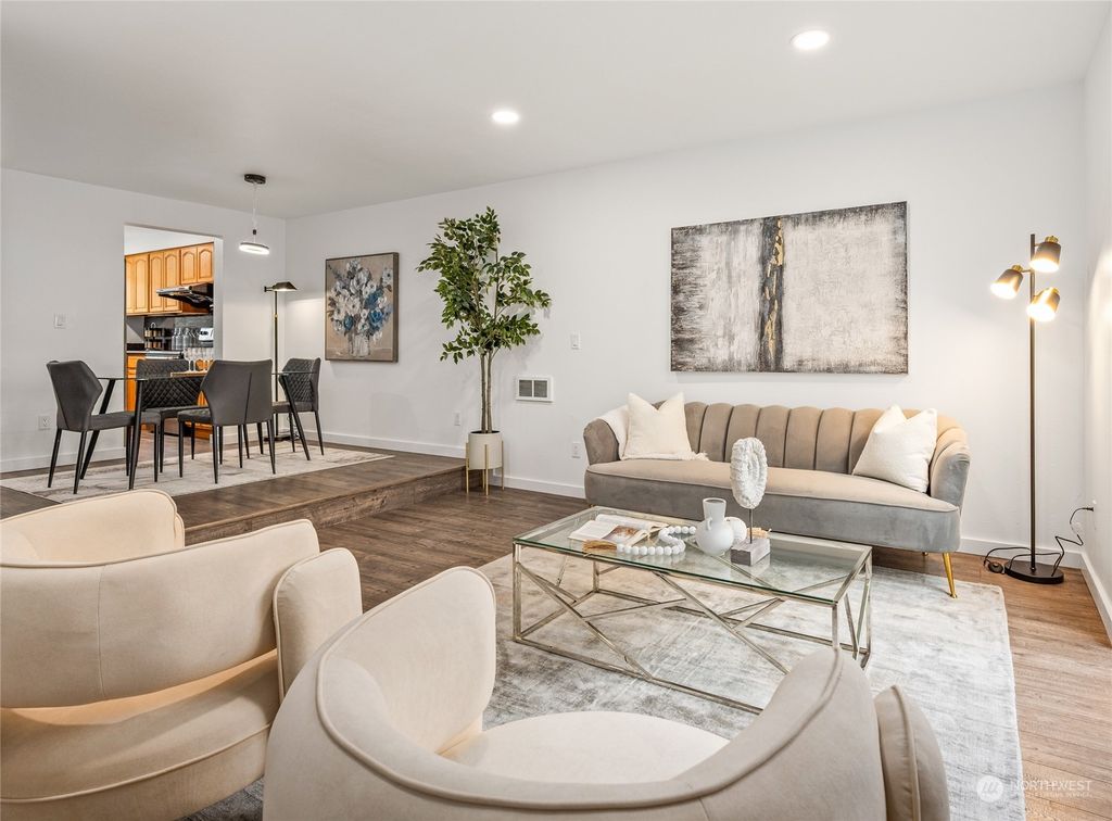Photo of 12838 SE 41st Lane Ln #F104, Bellevue, WA 98006 (MLS # 2315983)
