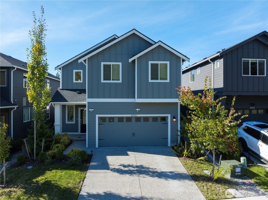 Photo of 20908 SE 42nd Dr DR, Bothell, WA 98021 (MLS # 2593269)