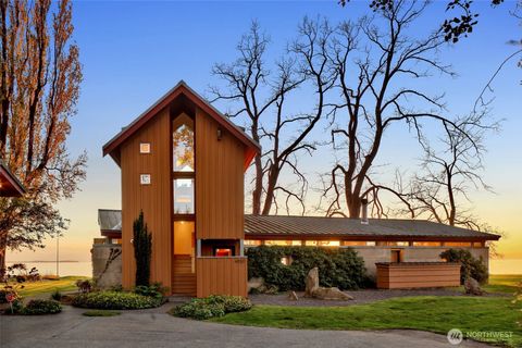 Photo of 4707 Sucia Drive, Ferndale, WA 98248 (MLS # 2500100)