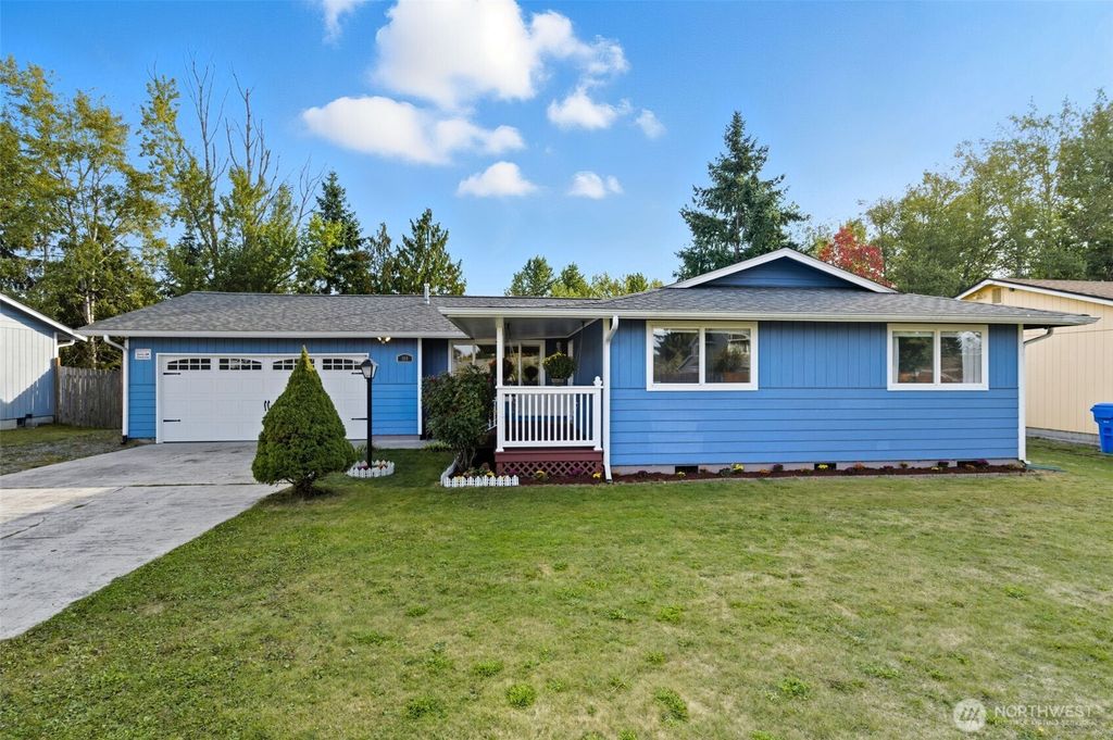 Photo of 164 134th Street Ct E, Tacoma, WA 98445 (MLS # 2443586)