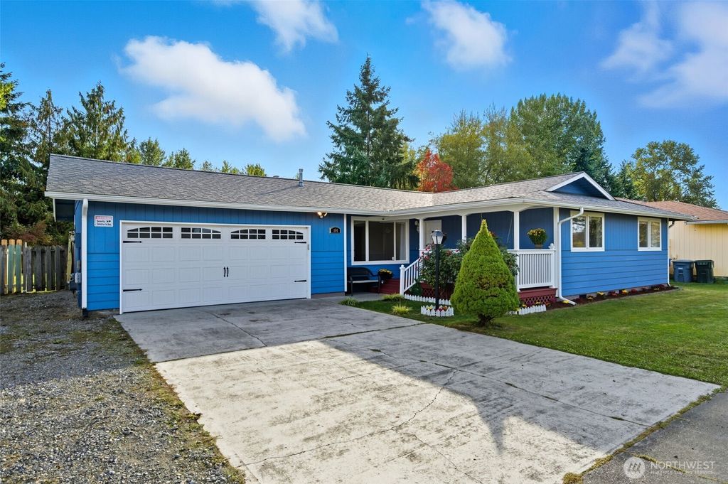 Photo of 164 134th Street Ct E, Tacoma, WA 98445 (MLS # 2443586)