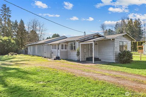 Photo of 7902 48th Street E, Fife, WA 98424 (MLS # 2478455)