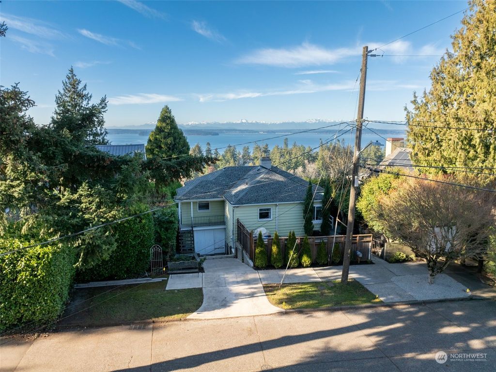 Photo of 7721 44th Avenue SW, Seattle, WA 98136 (MLS # 2326483)