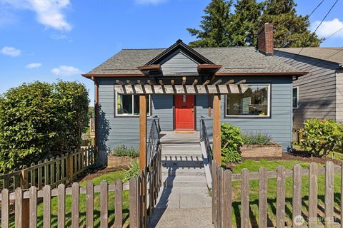 Photo of 3443 16th Avenue S, Seattle, WA 98144 (MLS # 2545067)