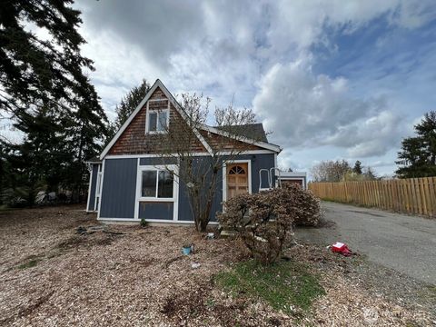 10522 22nd Avenue E Tacoma WA 98445