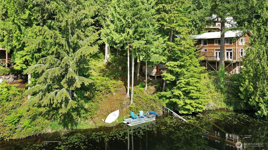 Photo of 3304 W Ames Lake Drive NE, Redmond, WA 98053 (MLS # 2380207)