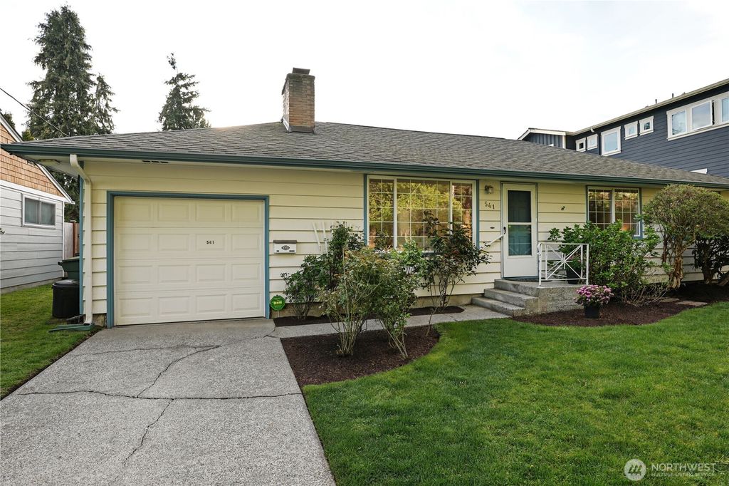 Photo of 541 3rd Avenue S, Edmonds, WA 98020 (MLS # 2512328)