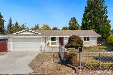 Photo of 12740 SE 167th Street, Renton, WA 98058 (MLS # 2574963)