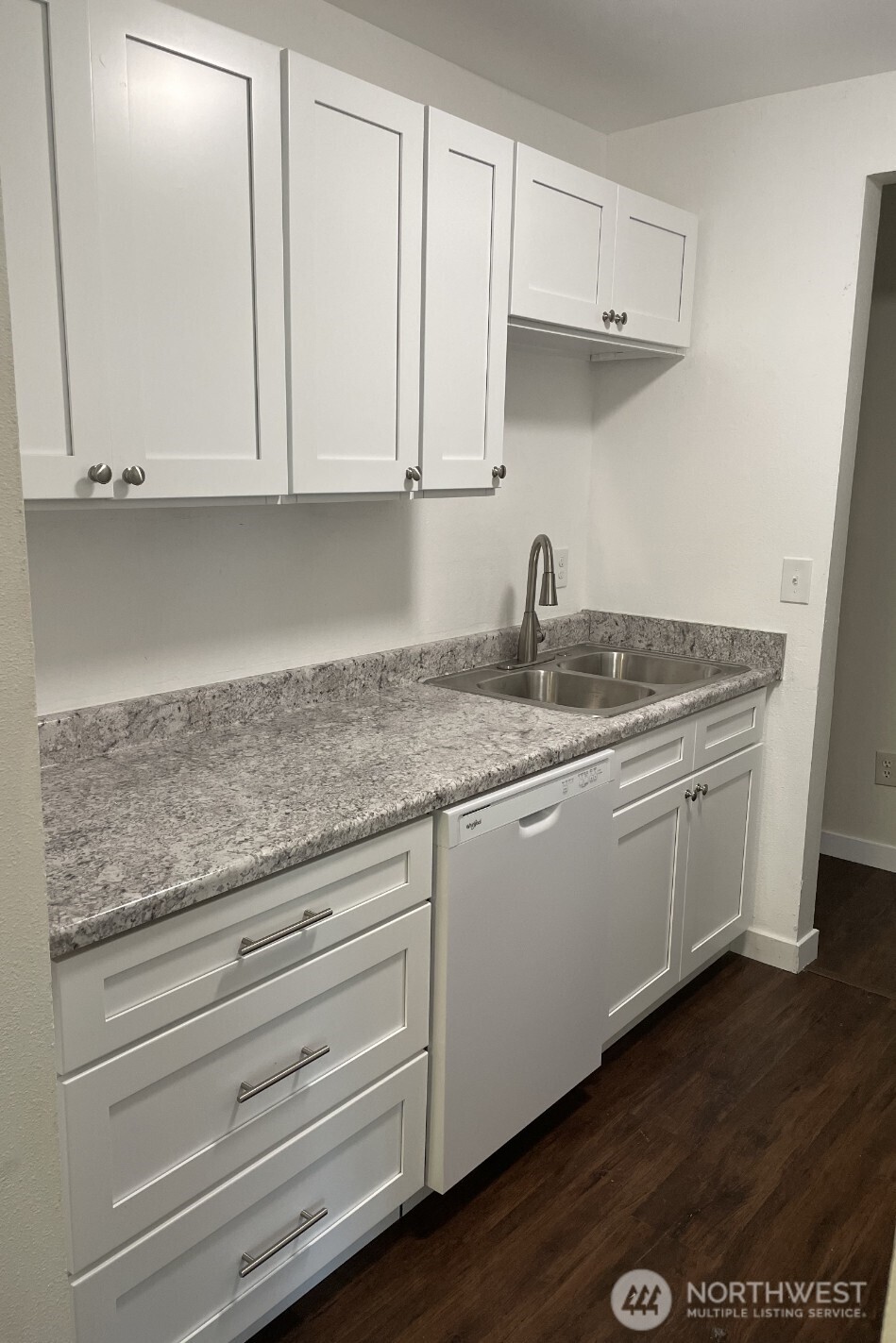 102 Garden Hill Road W