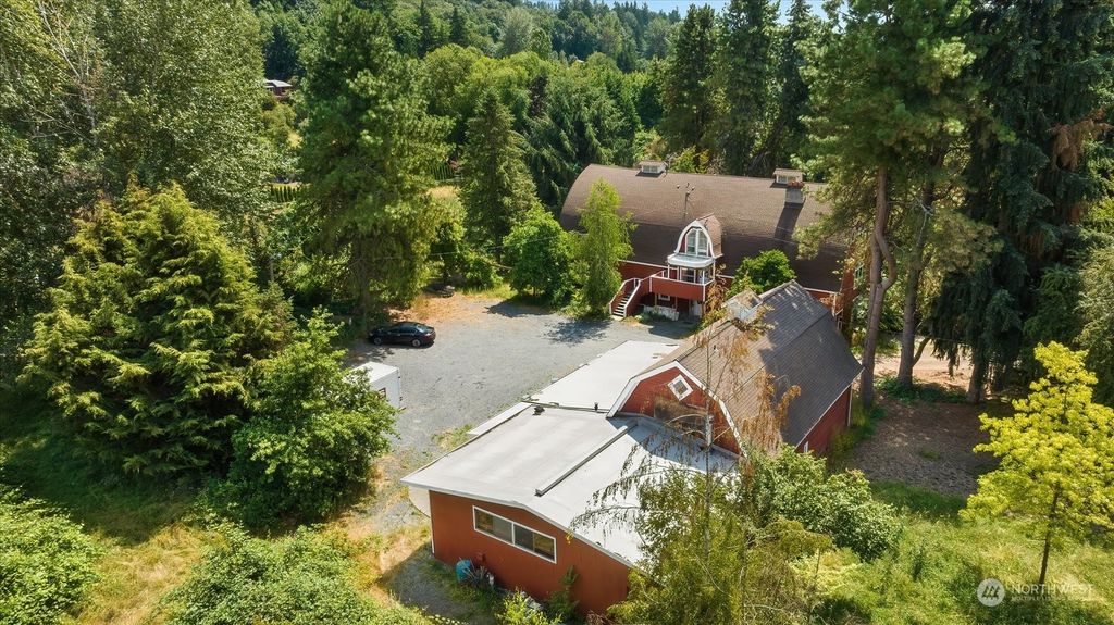 Photo of 16708 140th Place NE, Woodinville, WA 98072 (MLS # 2268185)
