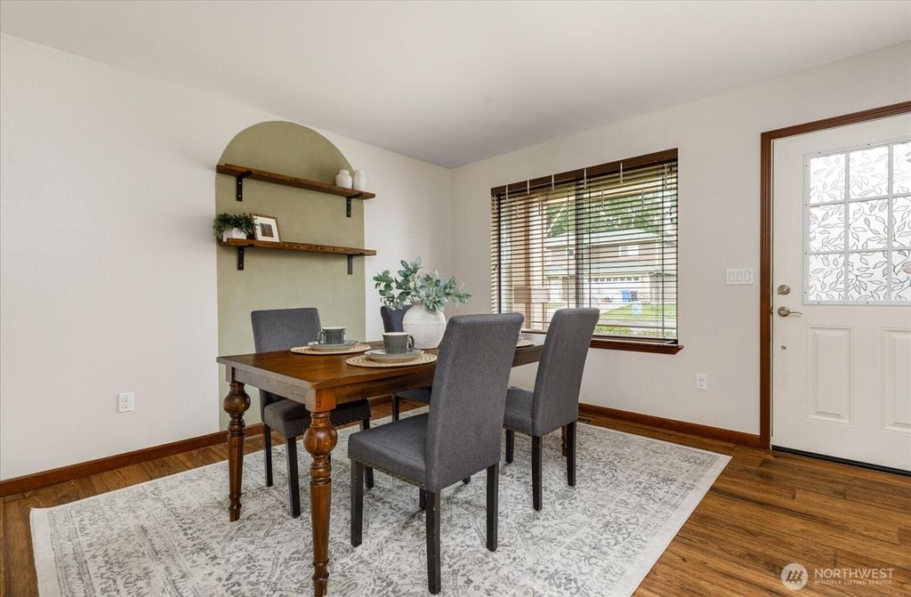 Photo of 780 NW Lateen Street, Oak Harbor, WA 98277 (MLS # 2472367)