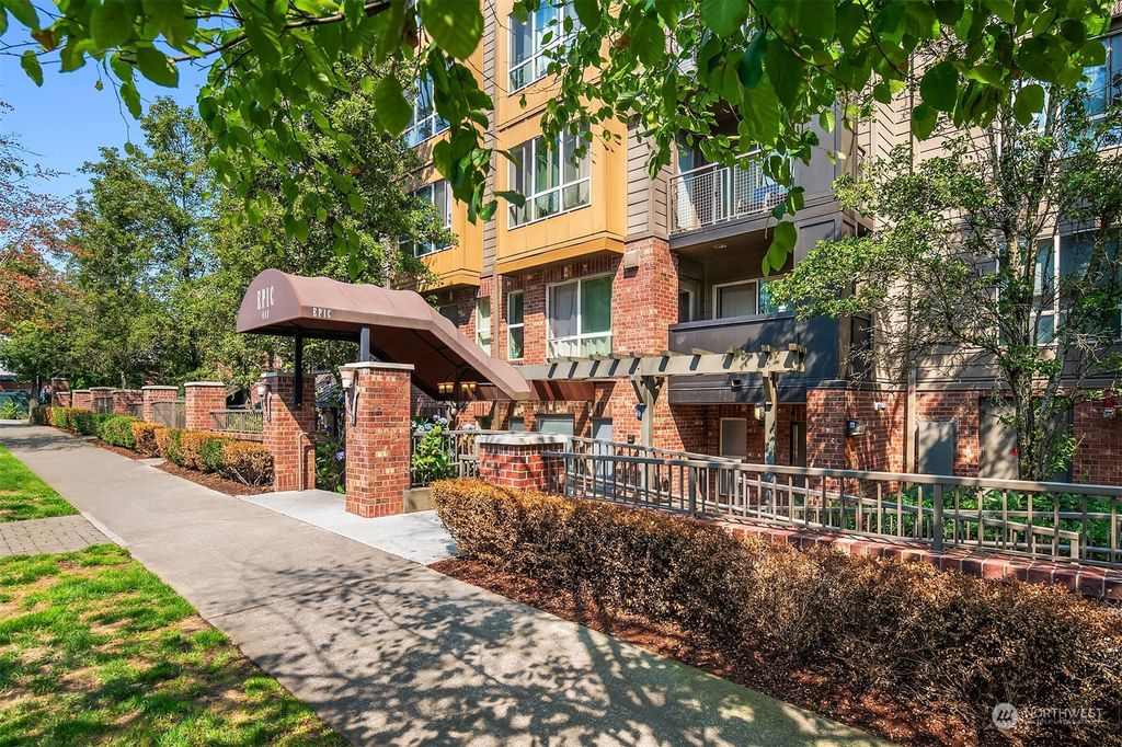 Photo of 412 11th Avenue #501, Seattle, WA 98122 (MLS # 2313761)