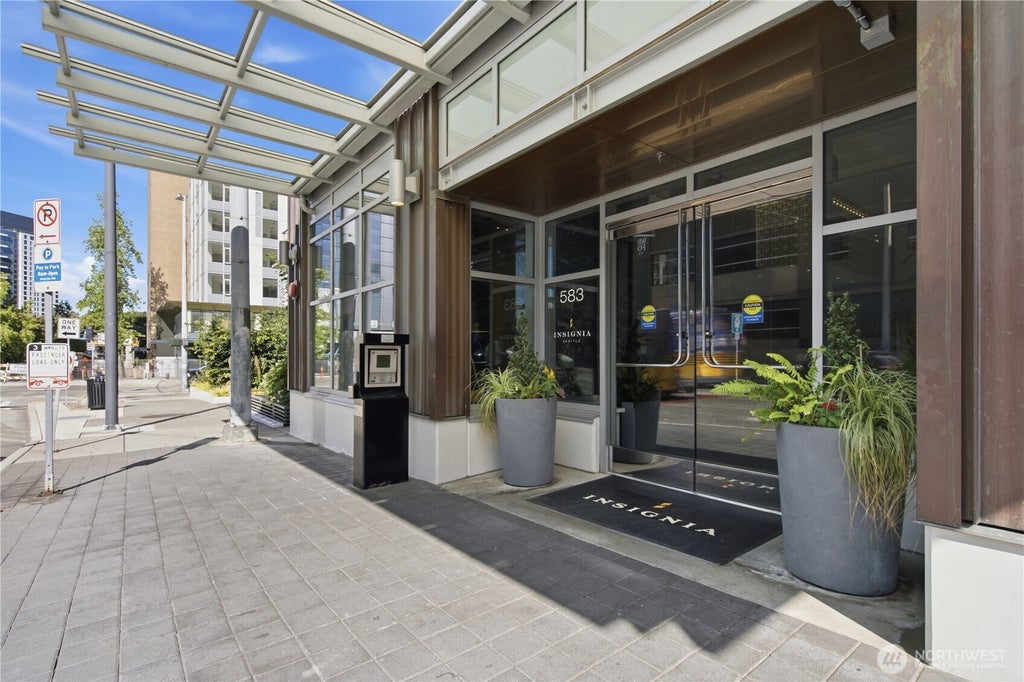 Photo of 583 Battery Street #1505N, Seattle, WA 98121 (MLS # 2569038)