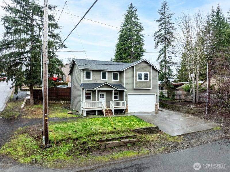 813 S 10th Street