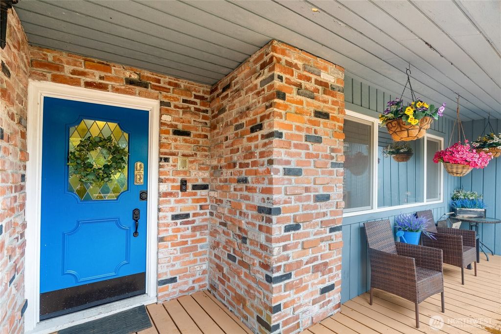 Photo of 279 Holly Lane, Cosmopolis, WA 98537 (MLS # 2492196)