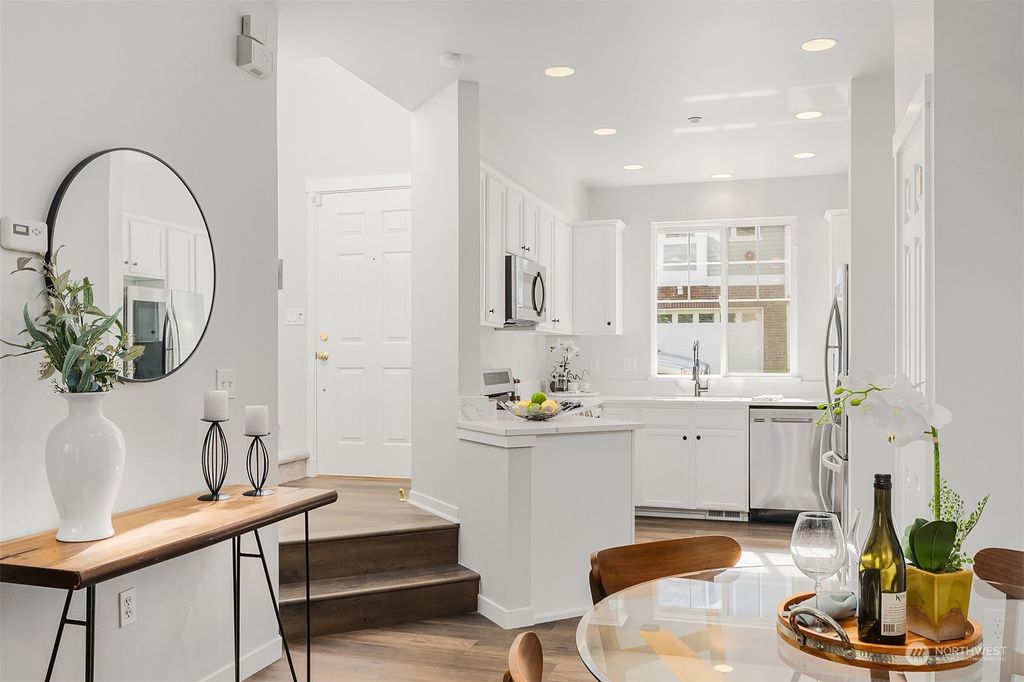 Photo of 15546 135th Place NE #40B, Woodinville, WA 98072 (MLS # 2155012)