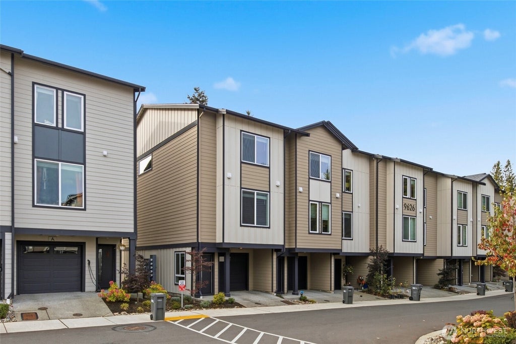 Photo of 9626 19th Avenue SE #I, Everett, WA 98208 (MLS # 2592620)