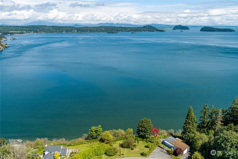 A home in Oak Harbor