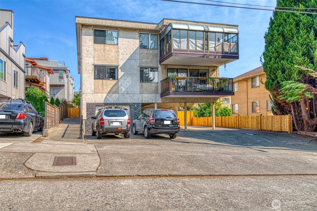 Photo of 1006 N 43rd Street #201, Seattle, WA 98103 (MLS # 2536441)