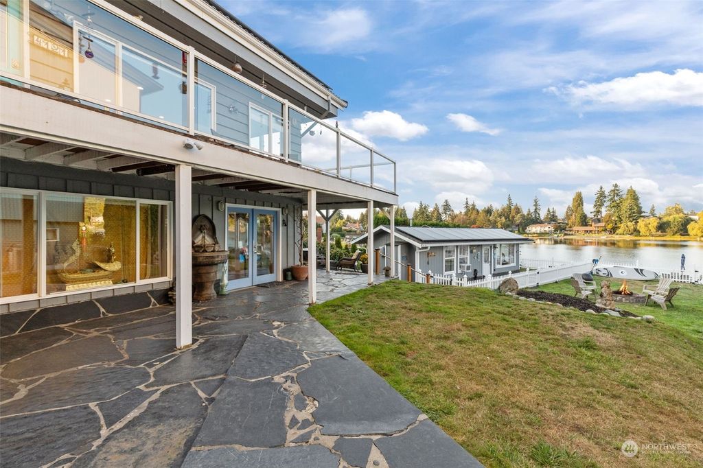 Photo of 4121 Shelby Rd Rd, Lynnwood, WA 98087 (MLS # 2163333)