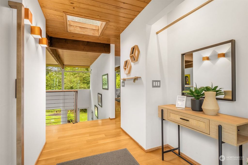 Photo of 345 Slater St S, Kirkland, WA 98033 (MLS # 2240650)