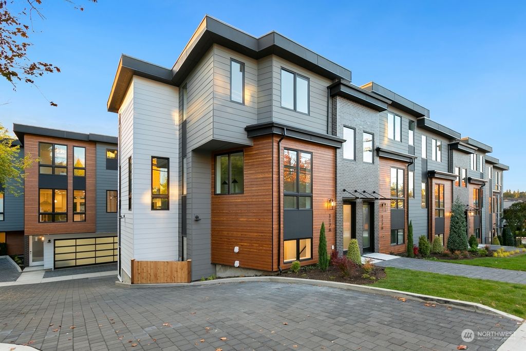 Photo of 117 6th Street #B, Kirkland, WA 98033 (MLS # 2328720)